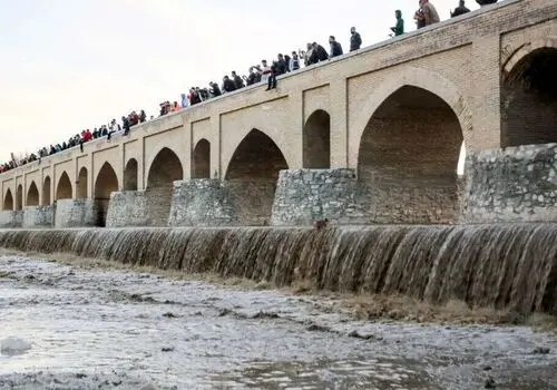 وضعیت پل خواجو و زاینده‌رود در دوران قاجار+ عکس