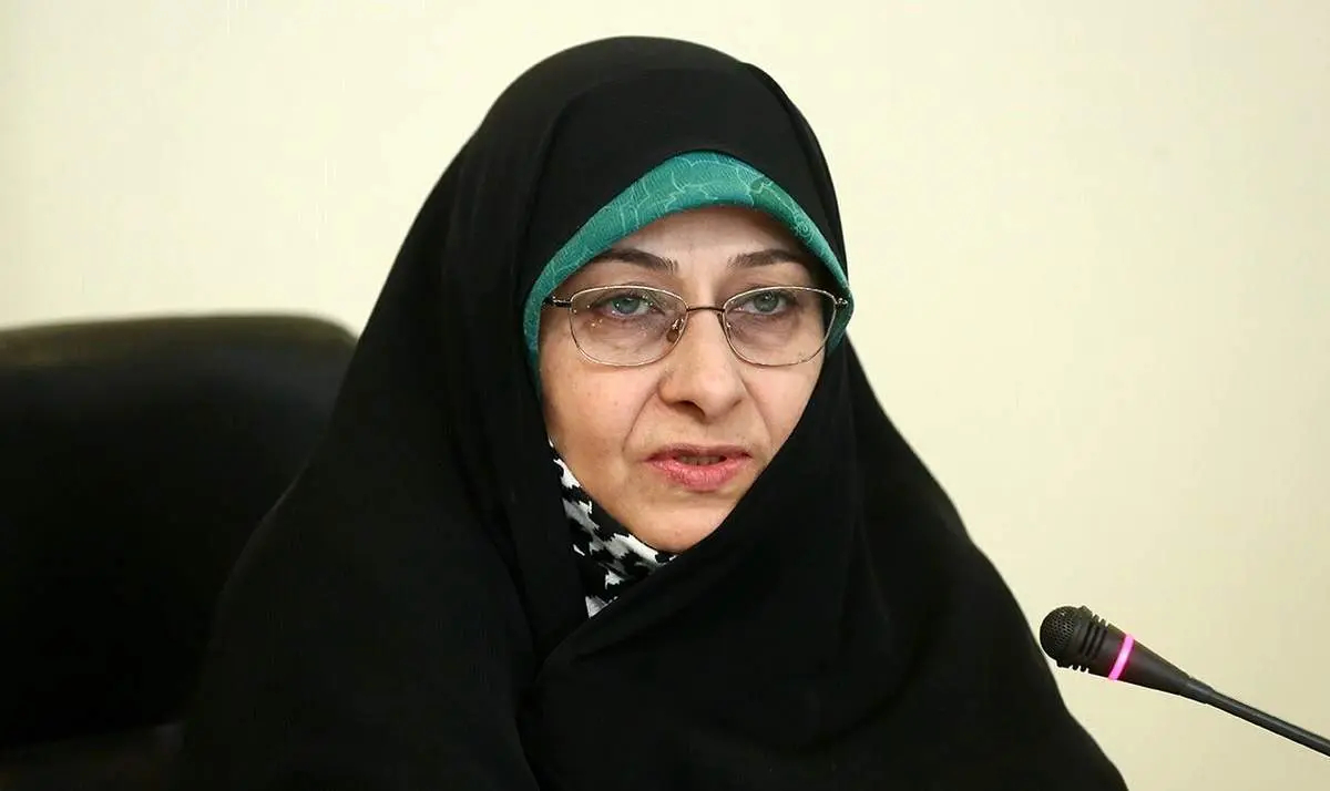 واکنش انسیه خزعلی به ورود جیمی جامپ «بیحجاب» به ورزشگاه+ عکس
