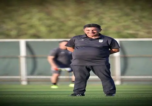 وعده قلعه‌نویی محقق شد،بعید بود از این آسان‌تر؛ممکن باشد.