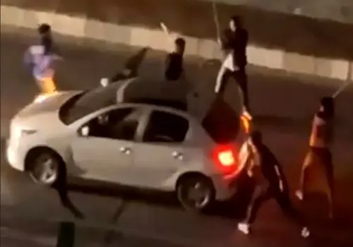 لحظه دستگیری سارق خودرو توسط مردم در تبریز+فیلم