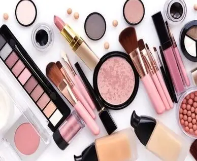 اسامی محصولات مراقبت از پوست غیرمجاز معرفی شد