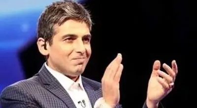 موتورسواریِ حمید گودرزی و فرهاد آئیش کفِ خیابان‌های تهران