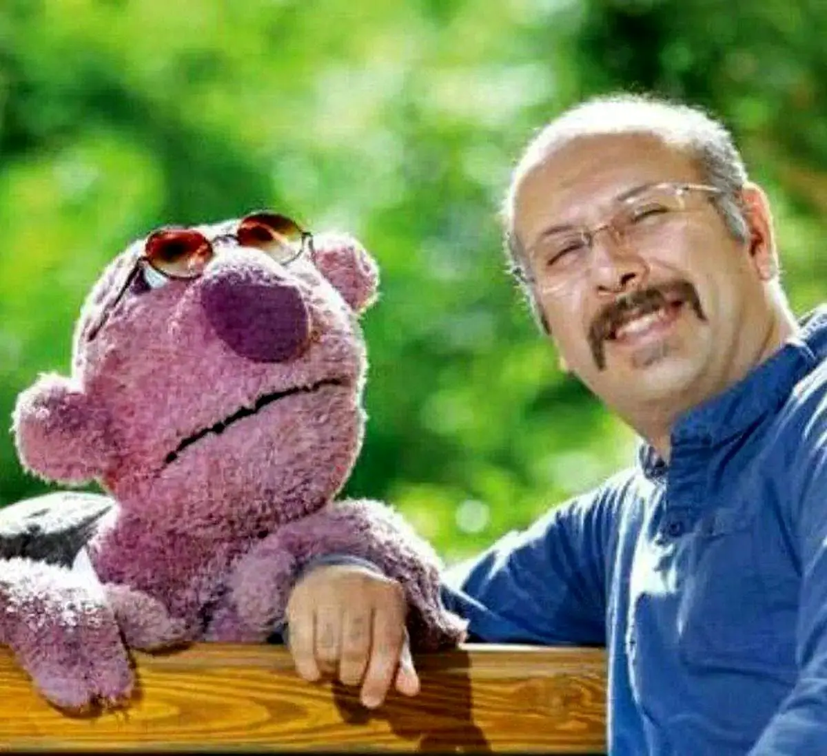 عکسی از محمد بحرانی در کنار خانوادهاش