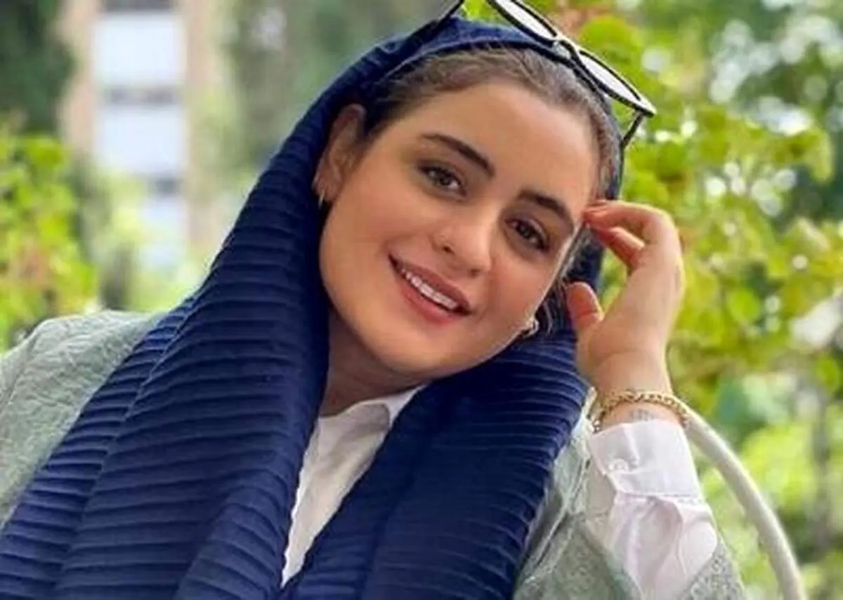 جشن‌ تولد ۲۹ سالگی فاطیما بهارمست با چهره ای میکاپ شده