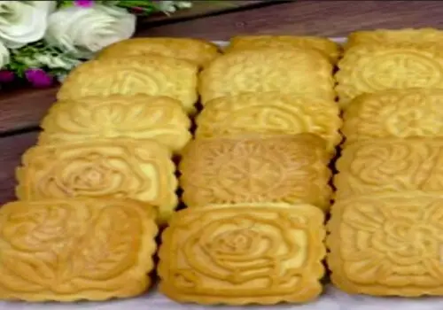 طرز تهیه بهترین کوکی های شکری دو رنگ فقط در ۱۰ دقیقه+ فیلم /روش پخت کوکی های شکری با مواد ساده