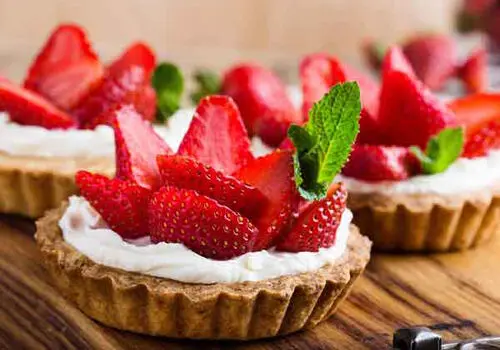 طرز تهیه تارت کوچک با قارچ و پنیر ؛ فینگر فودی راحت و سریع
