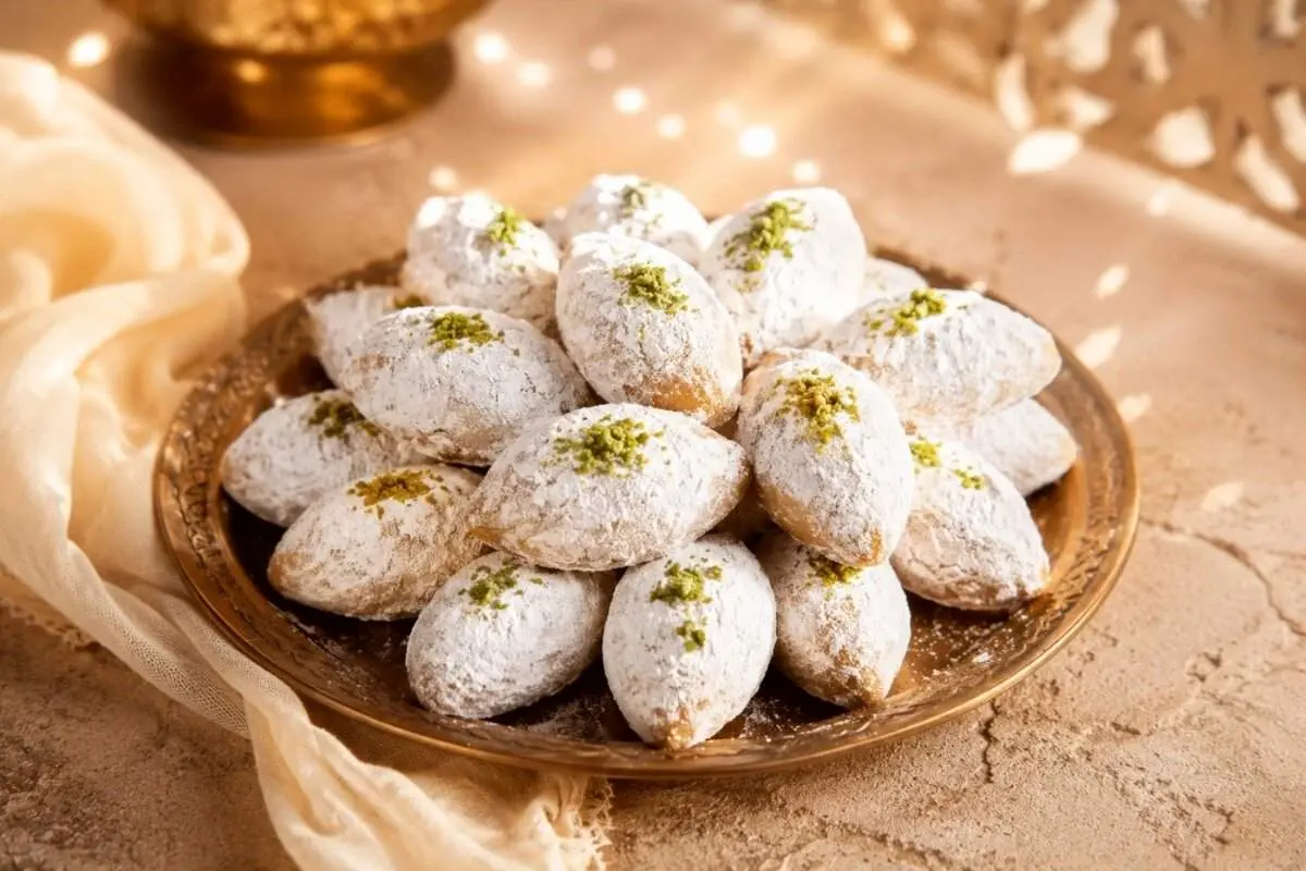 طرز تهیه قطاب یزدی اصل و خانگی بدون نیاز به فر