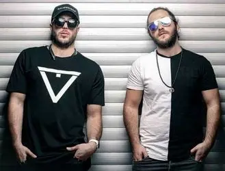 آهنگ جدید مسیح و آرش به نام پرواز + متن و موزیک ویدیو