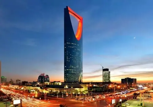 جنجال جدید بادیگارد مسی در هنگ کنگ+ عکس