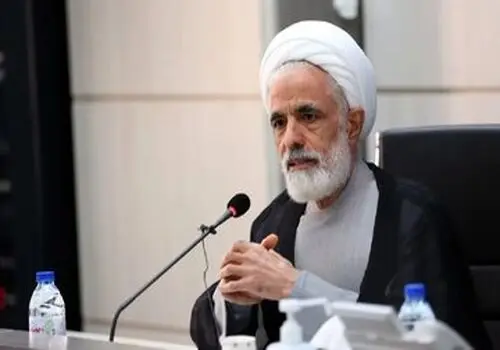 مادر رئیسی به پزشکیان: سوار هلیکوپتر نشو!
