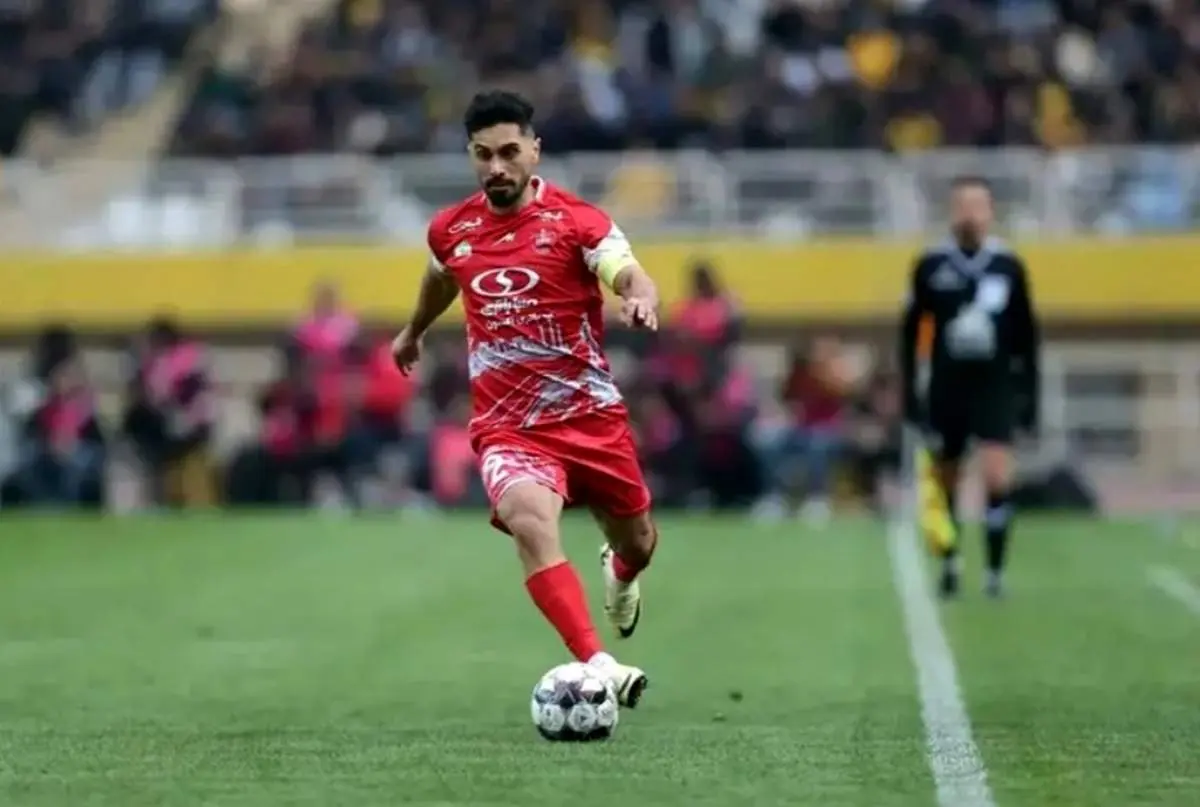 کاپیتان تیم پرسپولیس با انتشار پیامی نوروز و عید فطر را تبریک گفت.