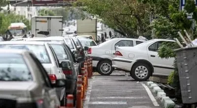 خیابانِ فروشی؛ تجارت سیاه جای پارک زیر پوست تهران