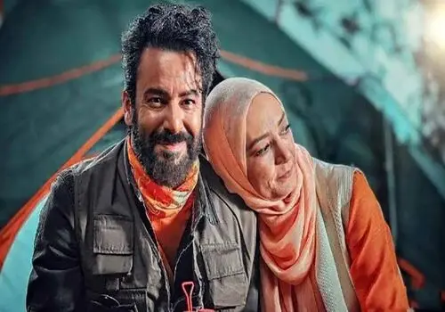 سلفی جدید زوج عاشق سینما در کامیون 