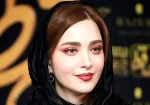استوری بهنوش بختیاری در جشن شب یلدا با لباس‌های زیبا+عکس