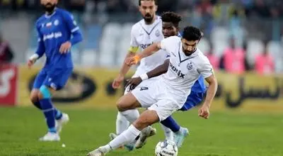 
بازیکنان ملوان با نام مادرهای خود به مصاف استقلال رفتند!
