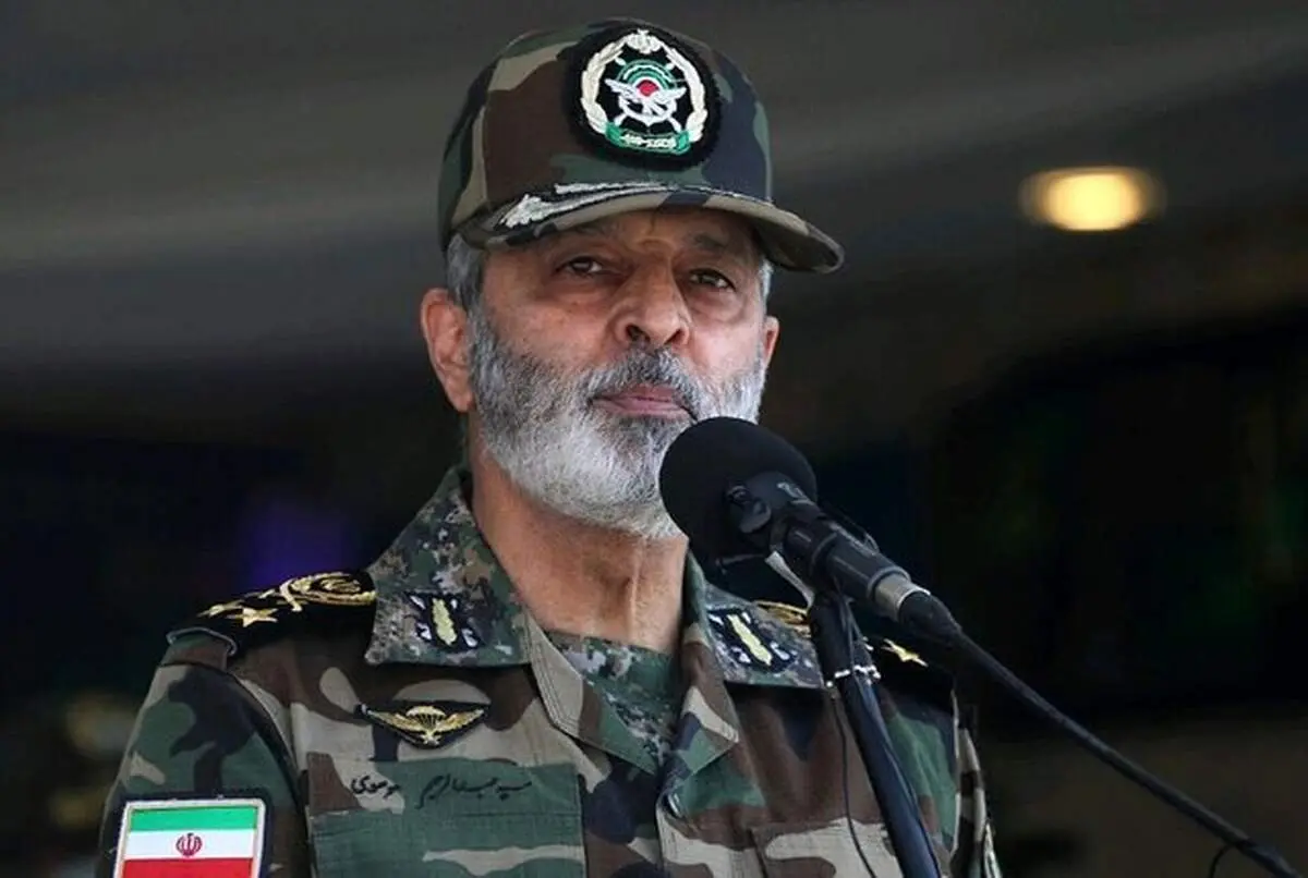 عیادت سرلشکر موسوی از مدافعان امنیت در مراکز درمانی تهران