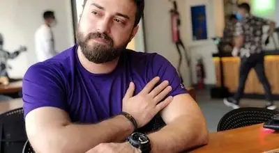 قاب گرم خواهر و برادری: بابک جهانبخش در کنار خواهرش!