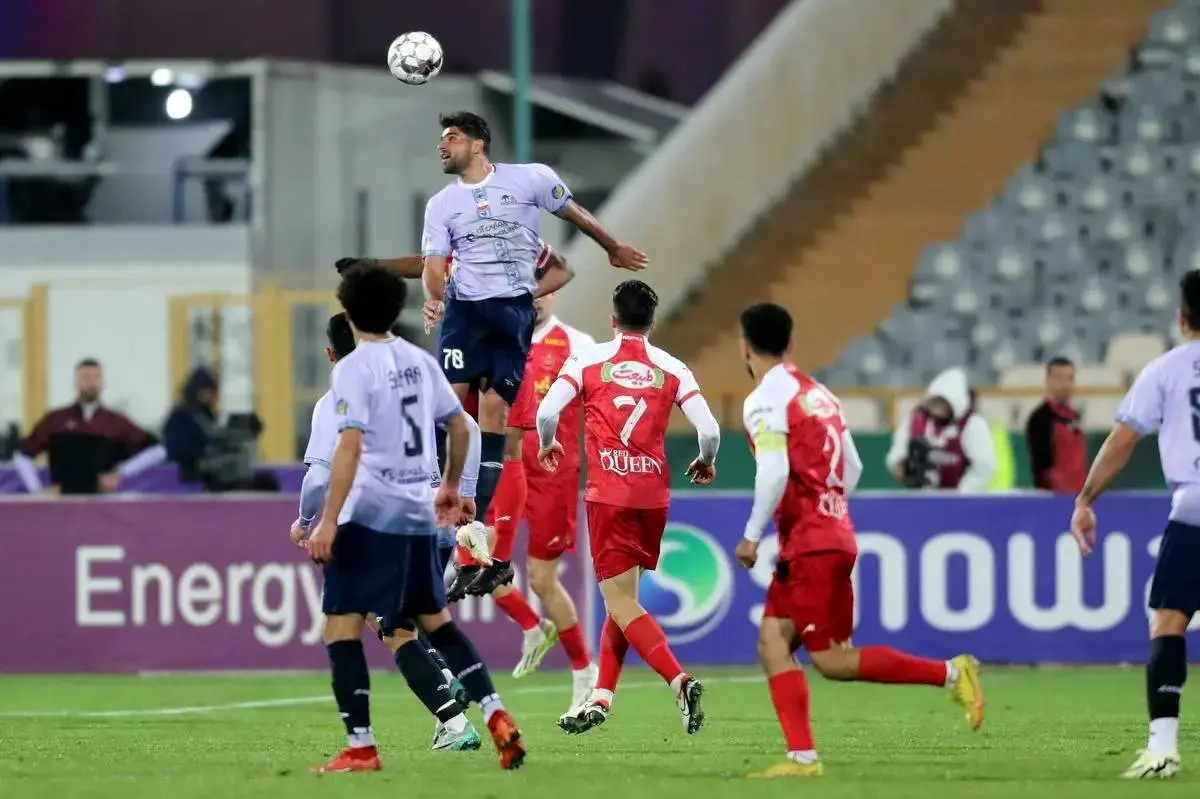 گزارش زنده ؛ پرسپولیس2 - 0 تراکتور + گل ها و حواشی