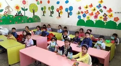 ۹ هزار کودک در آمار بازماندگان از تحصیل/ معاون وزیر: پیشدبستانی جای کلاس اول نیست