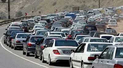 ترافیک فوق سنگین جاده‌های شمال؛ مسافران در راه مانده‌اند