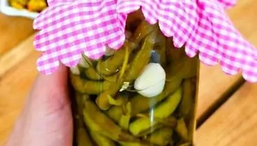 طرز تهیه ترشی فلفل سبز + نکات مهم
