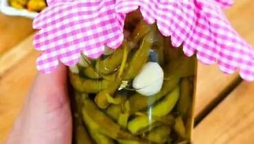 طرز تهیه ترشی فلفل سبز + نکات مهم
