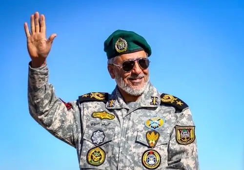 دریادار سیاری: ارتش آمادگی کامل دارد