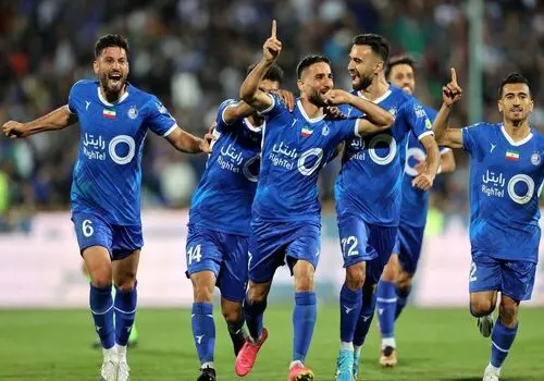 معمای پیچیده در استقلال؛ مهرداد محمدی رفتنی شد؟