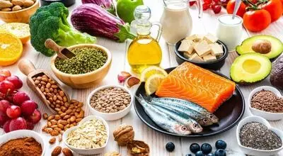 اگر کمردرد دارید، این خوراکی‌ها را از رژیم غذایی‌تان حذف نکنید