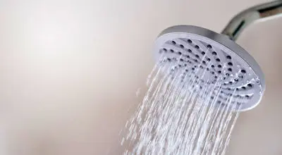این کار اشتباه بعد حمام ممنوع است
