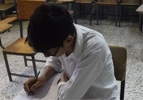 کنکور ۱۴۰۵ چه روزی برگزار می‌شود؟

