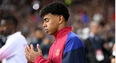 پست فیسبوکی لمین یامال، فوق ستاره باشگاه بارسلونا در واکنش به جنگ ایران و شهادت امام خامنه‌ای