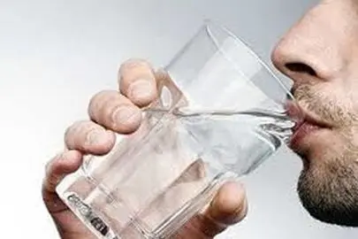 ۶ هشدار مهم کم‌آبی بدن در زمستان / بدن‌تان را در سرما هم جدی بگیرید