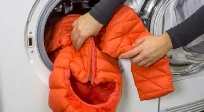 شست‌وشوی کاپشن در خانه بدون خوابیدن پف؛ ترفندهایی ساده و کاربردی