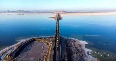 سطح آب دریاچه ارومیه به ۱۶ درصد کاهش یافت