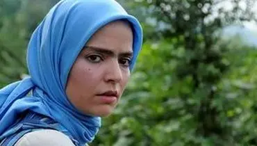 عکس جدید سپیده خداوردی ، گلرخ از یاد رفته در یک کافه