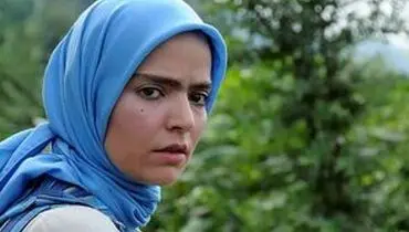 عکس جدید سپیده خداوردی ، گلرخ از یاد رفته در یک کافه
