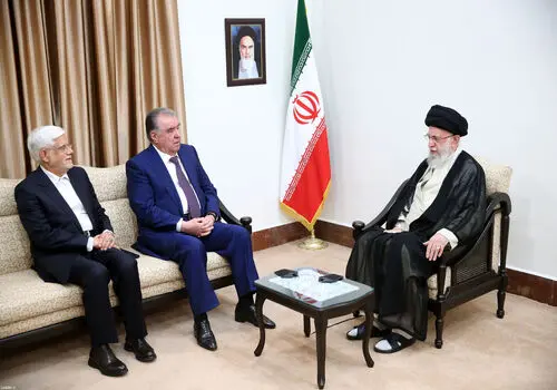 عکس یادگاری مقامات کشورهای خارجی با رئیس جمهور ایران در مراسم تحلیف
