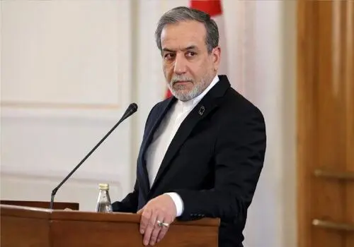 گاف عجیب مجری تلویزیون، عراقچی را شوکه کرد!
