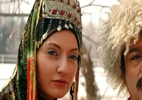  «مهناز افشار» 25 ساله در ششمین فیلمش در کنار «محمدرضا گلزار»