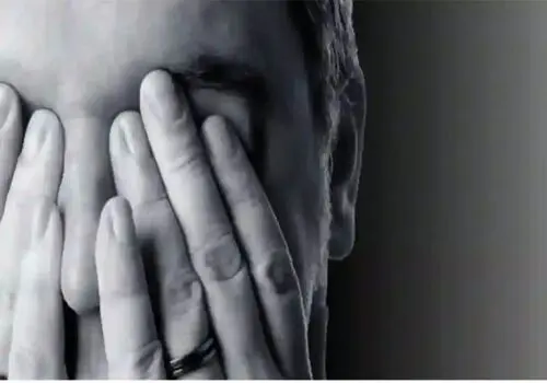  استرس خبری چه بلایی سر بدن می‌آورد؟