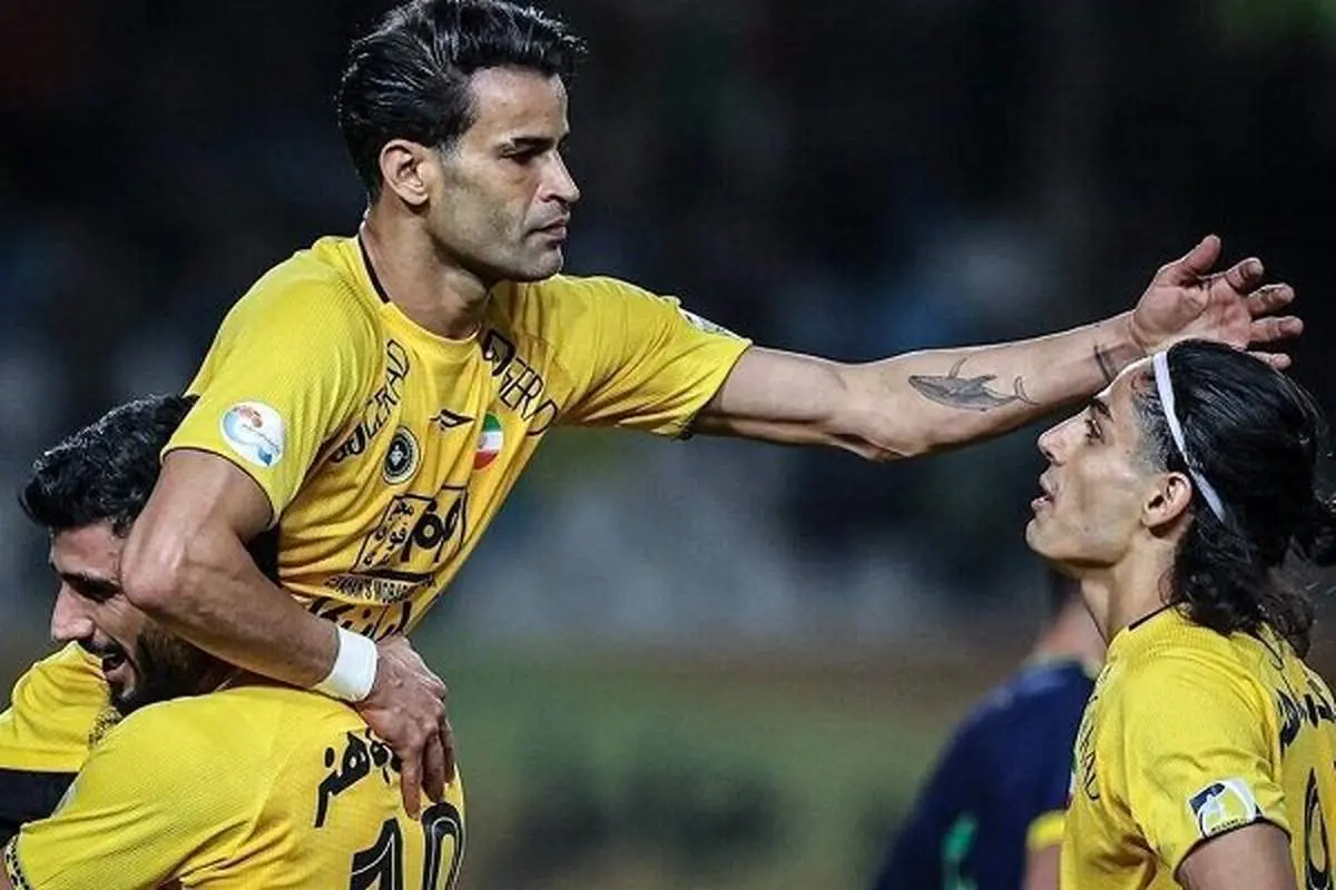 بازگشت مهاجم جنجالی پرسپولیس از سپاهان!