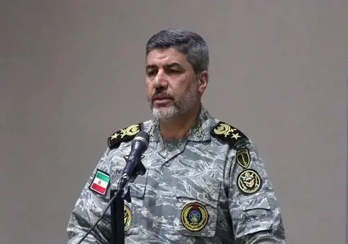امیر سرتیپ شیخ: تولید پهپادهای انهدامی ارتش ۱۰ برابر شد
