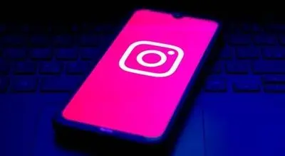 واکنش بلاگر ساکن آمریکا به افزایش قیمت بنزین + فیلم
