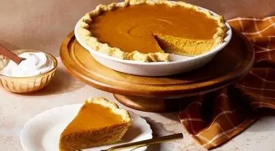 طرز تهیه پای کدو حلوایی؛ دسر خوش‌طعم و خاص شب یلدا


