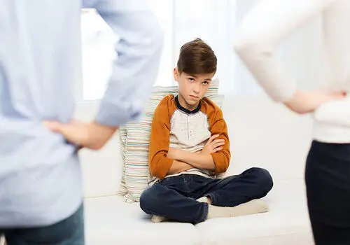 چگونه درباره جنگ با کودکان حرف بزنیم؟
