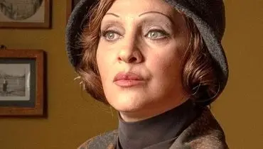 رویا نونهالی، اندیشه فولادوند و امیر مقاره در اتاق گریم سریال شاعره + عکس