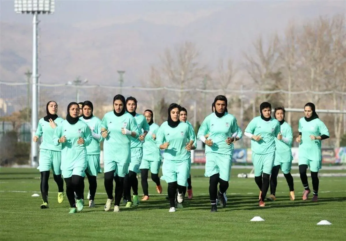 ماجرای پناهنده شدن ۲ بازیکن دیگر تیم فوتبال زنان چیست؟
