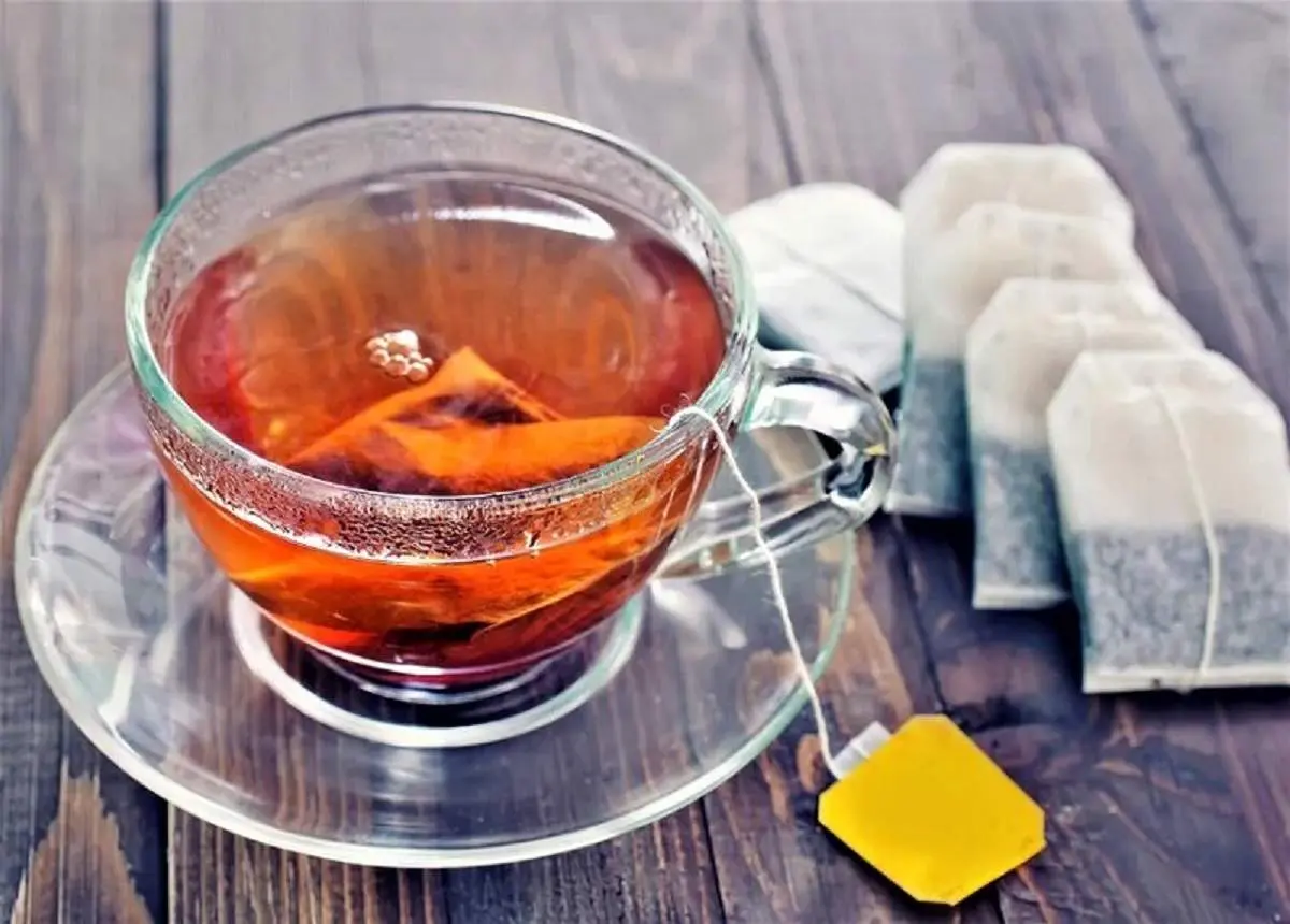 این مواد خطرناک را با چای کیسهای میل میکنید