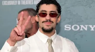 اجرای بحث‌برانگیز بد بانی در سوپر بول؛ حمله به ترامپ؟